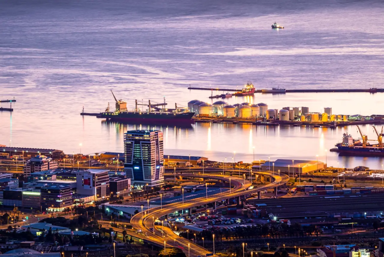 Vue aérienne du port de Cap Town en Afrique du Sud