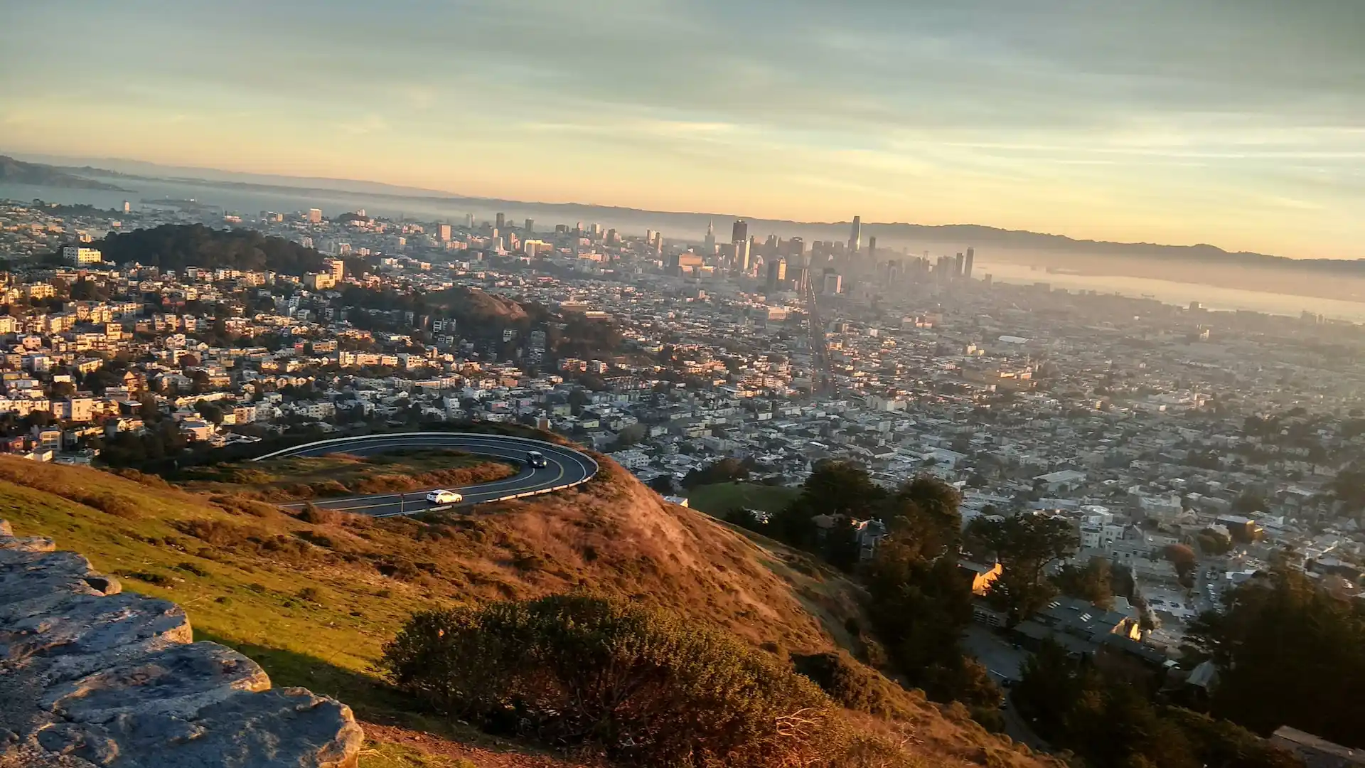 Vue lointaine sur la ville de San Fransico